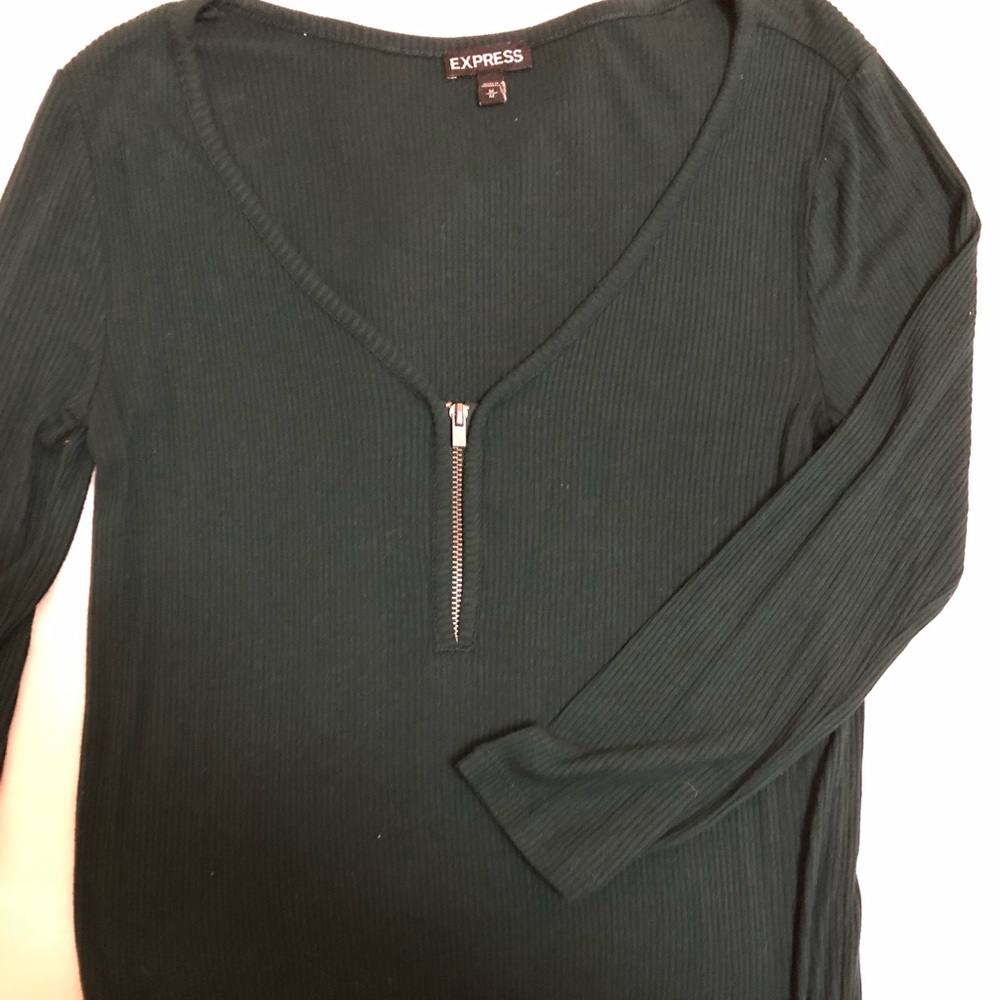 EUC 💚 Forest Green Express Ribbed Top w/ Zipper